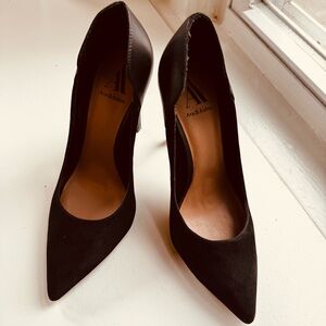 Black high heel Eva and Aiden size 8 1/2 pumps